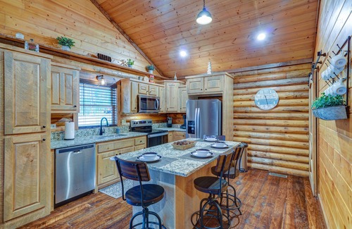 Cashes Valley Cabin | Hemlock Haven