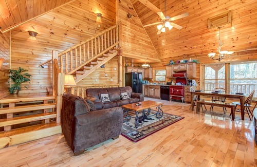 Hemlock Hills Cabin | Hemlock Manor