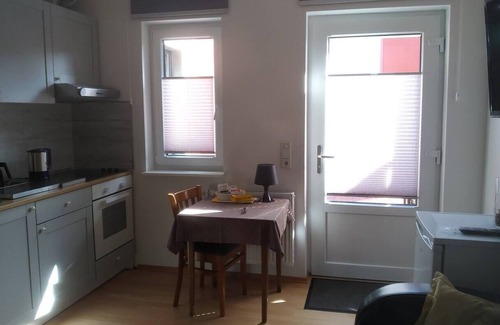 Bad Zwischenahn Apartment | Hempen Fied Guest House - Small Apartment 01