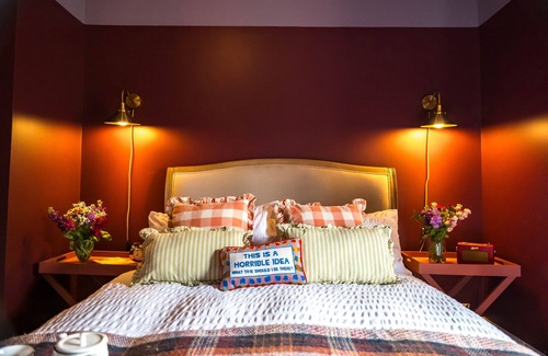 Scunthorpe Other | Hen Party House Sleeping 13: Private Spa & Catering