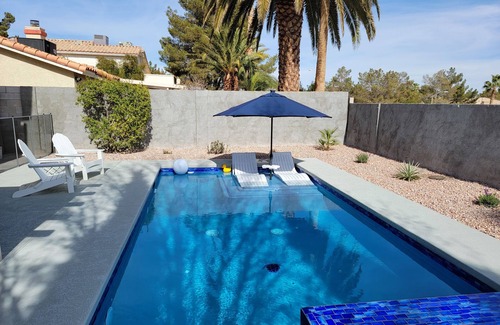 Green Valley House | Henderson/Vegas Luxury DREAM HOME w/Pool & Spa- close to LV Strip & Airport