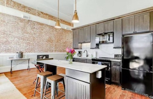 Galveston Condo | Hendley Market Lofts #202 Balcony