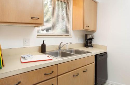 Druid Hills Apartment | Hendo Hideaway A 2bed/1bath