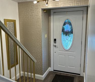 East Liberty House | Hendrix Hospitality Suite