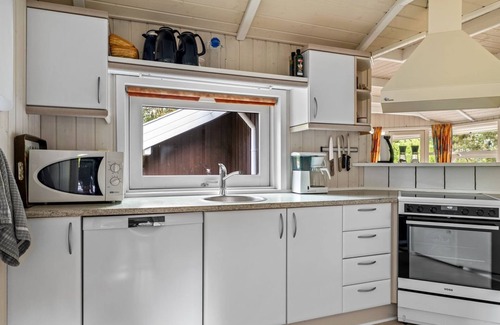 Tranekaer House | "Hennrik" - 240m from the sea by Interhome