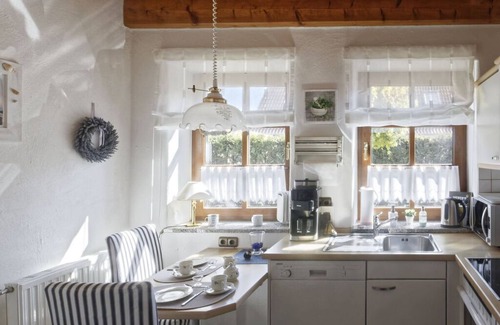 Ditzum House | Henny Modern Retreat