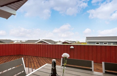 Grønninghoved Strand House | "Henrijette" - 200m from the sea by Interhome