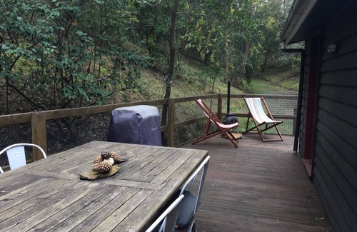 Hepburn Springs Cottage | Hepburn Cottage, A quite acre.
