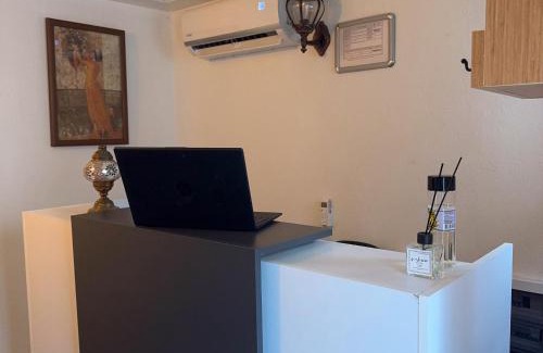 Ayvalik City Center Hotel | Hera Pansiyon