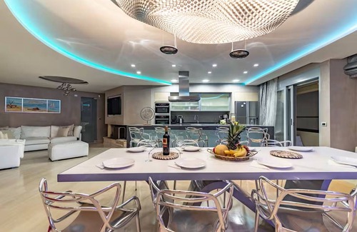 Heraklion Apartment | Heraklion Gem Relaxing Getaway Near the Sea