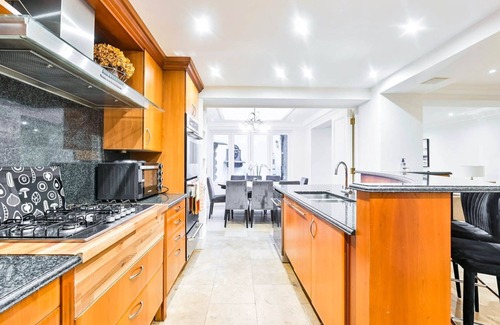 Knightsbridge Apartment | Herbert Townhouse - Six Bedroom Apartment, Sleeps 12