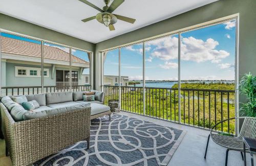 Whitney Beach House | Here Comes The Sun