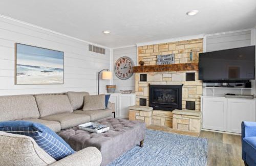 Egg Harbor House | Here Comes the Sunset by Simple Life Rentals
