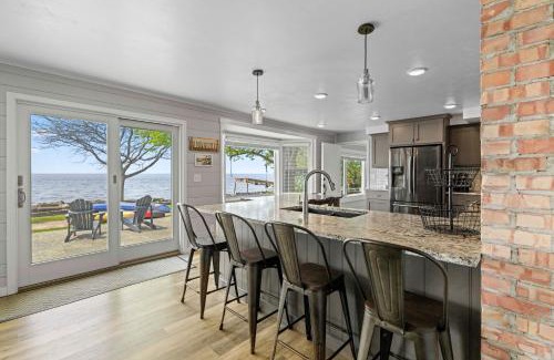 Egg Harbor House | Here Comes the Sunset by Simple Life Rentals