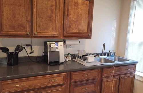 Jefferson Apartment | Here, you'll enjoy easy access to everything from this central location.
