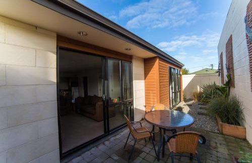 Oamaru Hotel | Heritage Court Lodge Oamaru