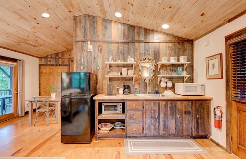 Valle Crucis Cabin | Heritage Hill Cabins