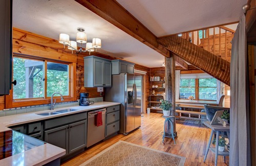 Valle Crucis Cabin | Heritage Hill Cabins