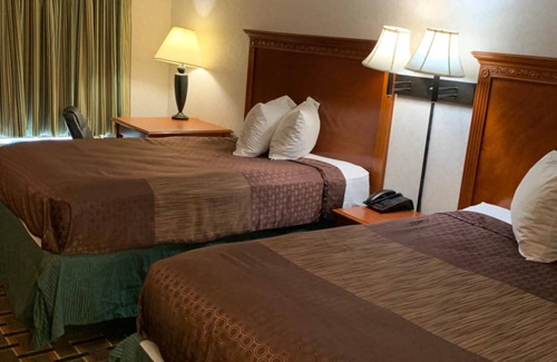 Cleveland Hotel | Heritage Inn