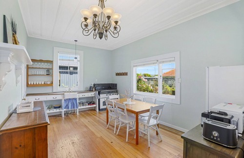 Rotorua Villa | Heritage Villa and Timber Retreat in Central Rotorua
