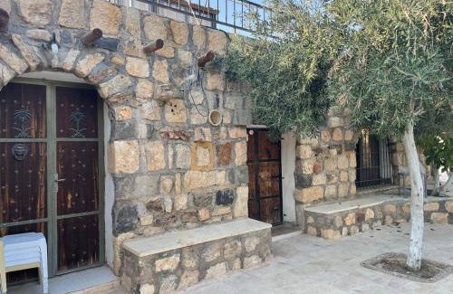 Karak Governorate House | Heritige Inn Jordan
