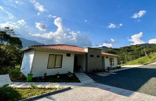 Dosquebradas House | Hermosa casa campestre
