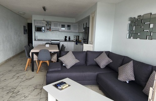 Zona Hotelera Apartment | Hermosa villa frente al mar 3 habitaciones 3 baños vista y acceso al mar