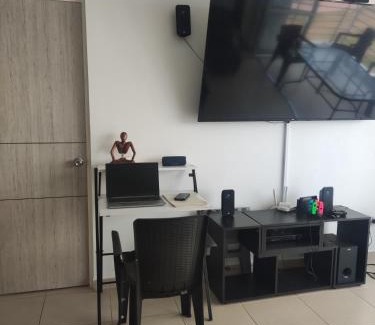 Girardot Apartment | Hermoso apartamento con piscina (alberca).
