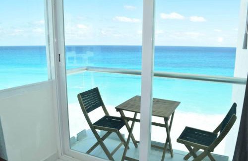 Zona Hotelera Apartment | Hermoso estudio frente al mar, balcon, gym 3504