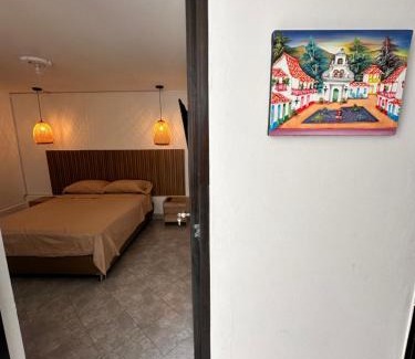 La Candelaria Apartment | Hermoso y amplio apartamento cerca al centro de Medellin