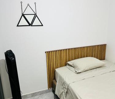 La Candelaria Apartment | Hermoso y amplio apartamento cerca al centro de Medellin