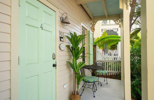 The Meadows Apartment | Heron Hideaway