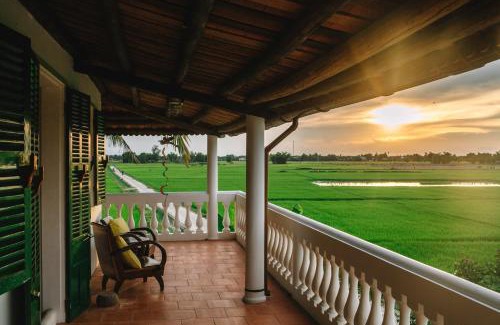 Cam Chau Villa | Heron House