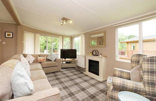 Malton House | Heron Lodge with Hot Tub