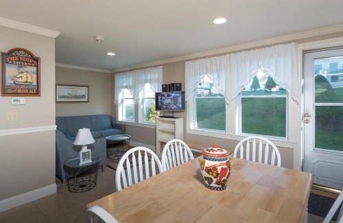 York Beach House | Heron Neck Cottage at One Long Beach