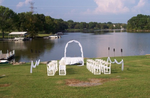 Lebanon Cabin | Heron's Landing - on Old Hickory Lake - 25 Miles from Nashville
