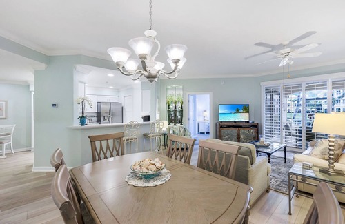 Tropical Cove Condo | Herons Hideaway at Lexington CC Lake Village