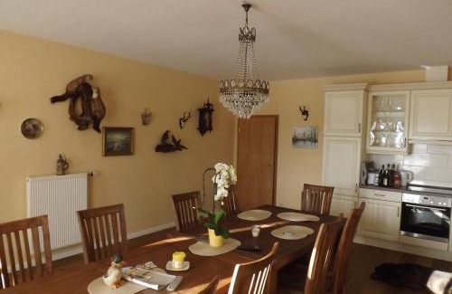 Buggenhagen Apartment | Herrenhaus am See Usedom