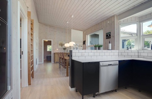 Hou House | "Herta" - 700m from the sea by Interhome