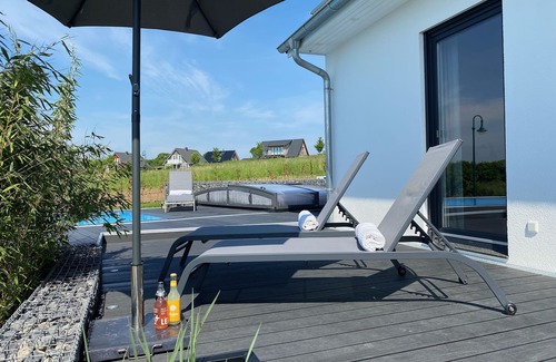 Hohwacht House | ★ hey BEACHVILLA ★ 5star design vacation home ★ Pool ★ Sauna ★ Air conditioning