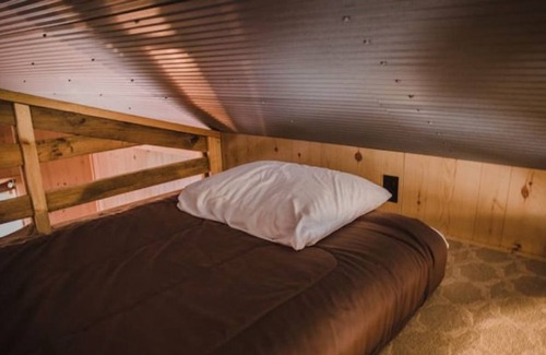 Ellisville Cabin | Hey Y’all