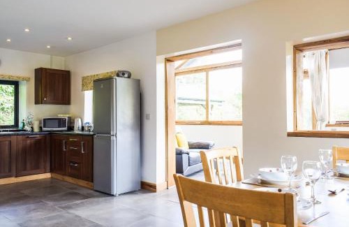 Tirabad House | Heyope Cottage