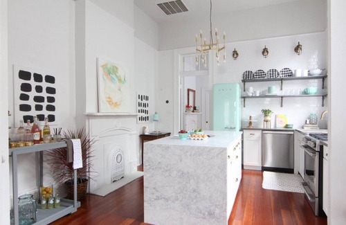 Bywater House | HGTV's BYWATER Beauty as seen on New Orleans Reno - Stunning spacious 1-bedroom