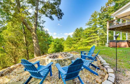 Hiawassee House | Hiawassee Hideaway Hot Tub, Lake and Mountain Views