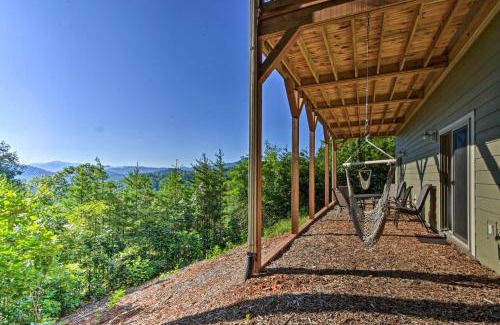 Hiawassee House | Hiawassee Home with Views Less Than 1 Mi to Lake Chatuge