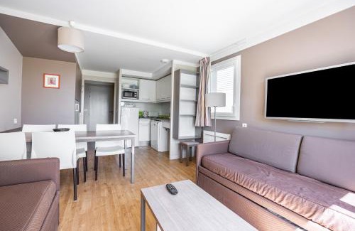 Courseulles-sur-Mer Apartment | Hibou des marais