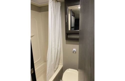 Hickory Creek House | Hickory Creek Camp Ground - Lake Lewisville (RV Rental with Delivery Only)