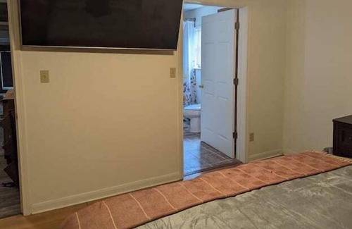 Hemphill House | Hickory Hill Hideaway