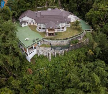 Bukit Bendera House | Hickory Penang Hill