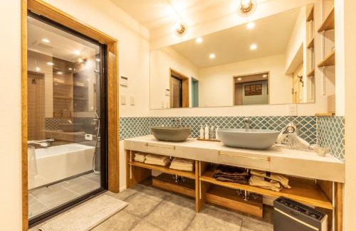 Hida Takayama Onsen House | HIDA TAKAYAMA BASE - Traditional Japanese Garage House with Private Sauna